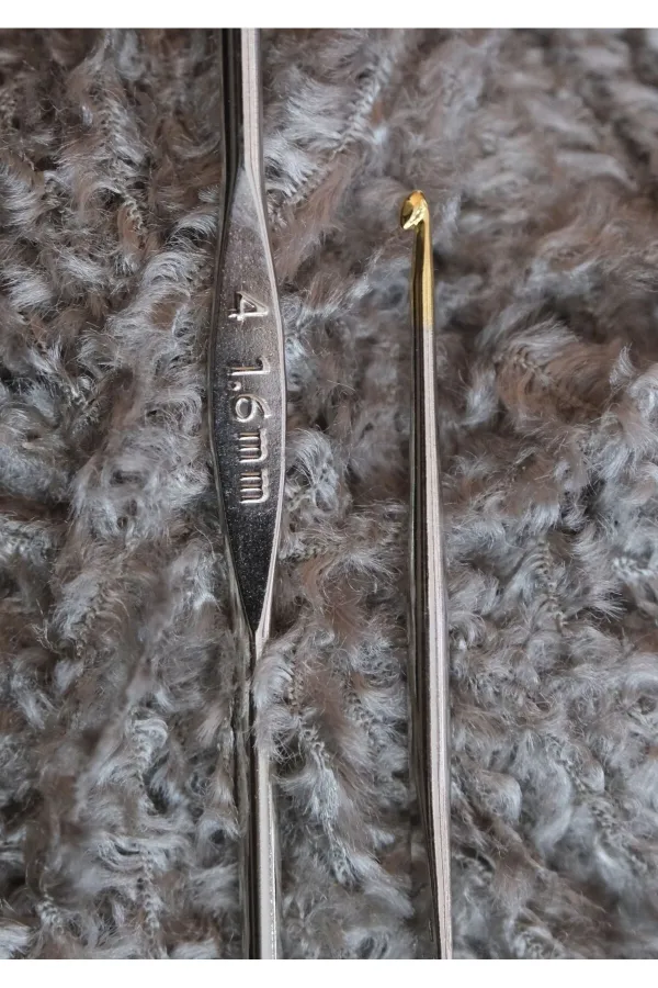 Tulip Elastik Saplı Dantel Tığı 1,6 mm 4 Numara