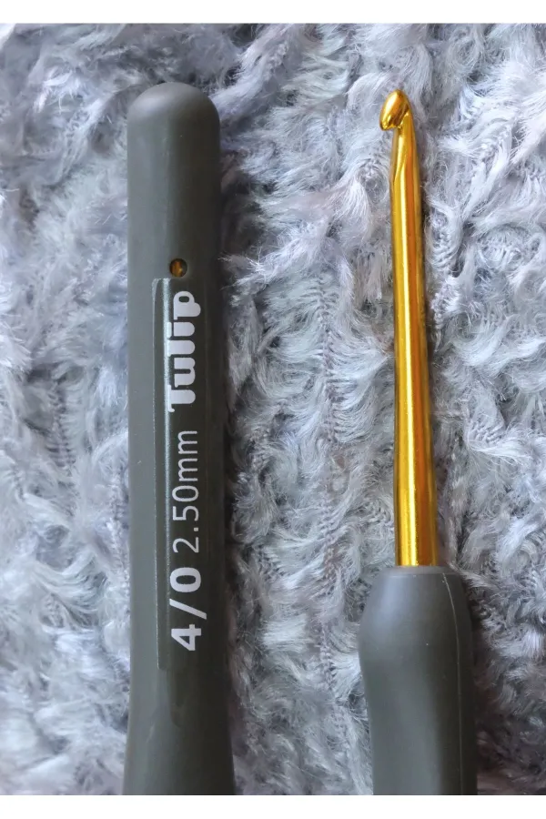 Tulip Mind Silikon Saplı Tığ 2,5 mm 4 Numara