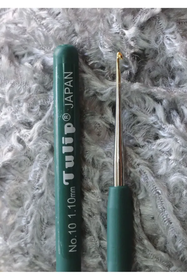 Tulip Elastik Saplı Dantel Tığı1,10 mm 10 Numara